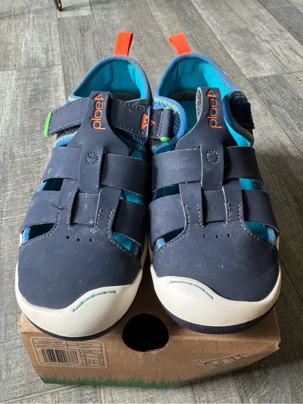 Plae Sam Fisherman Sandals Size 3 Navy